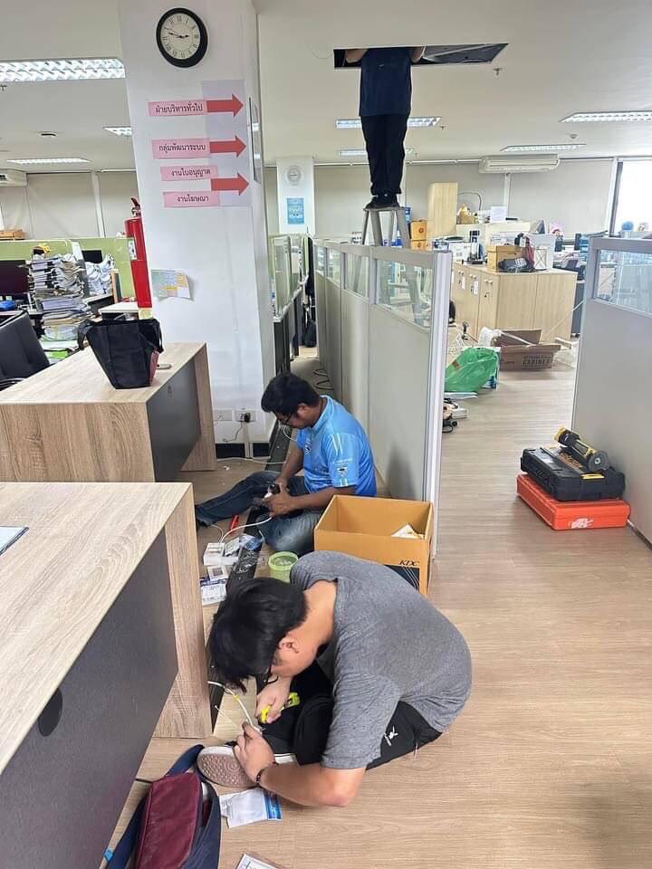 ช่างเดินสายโทรศัพท์สายแลนสายไฟโทร0897728004ช่างศรารักษ์